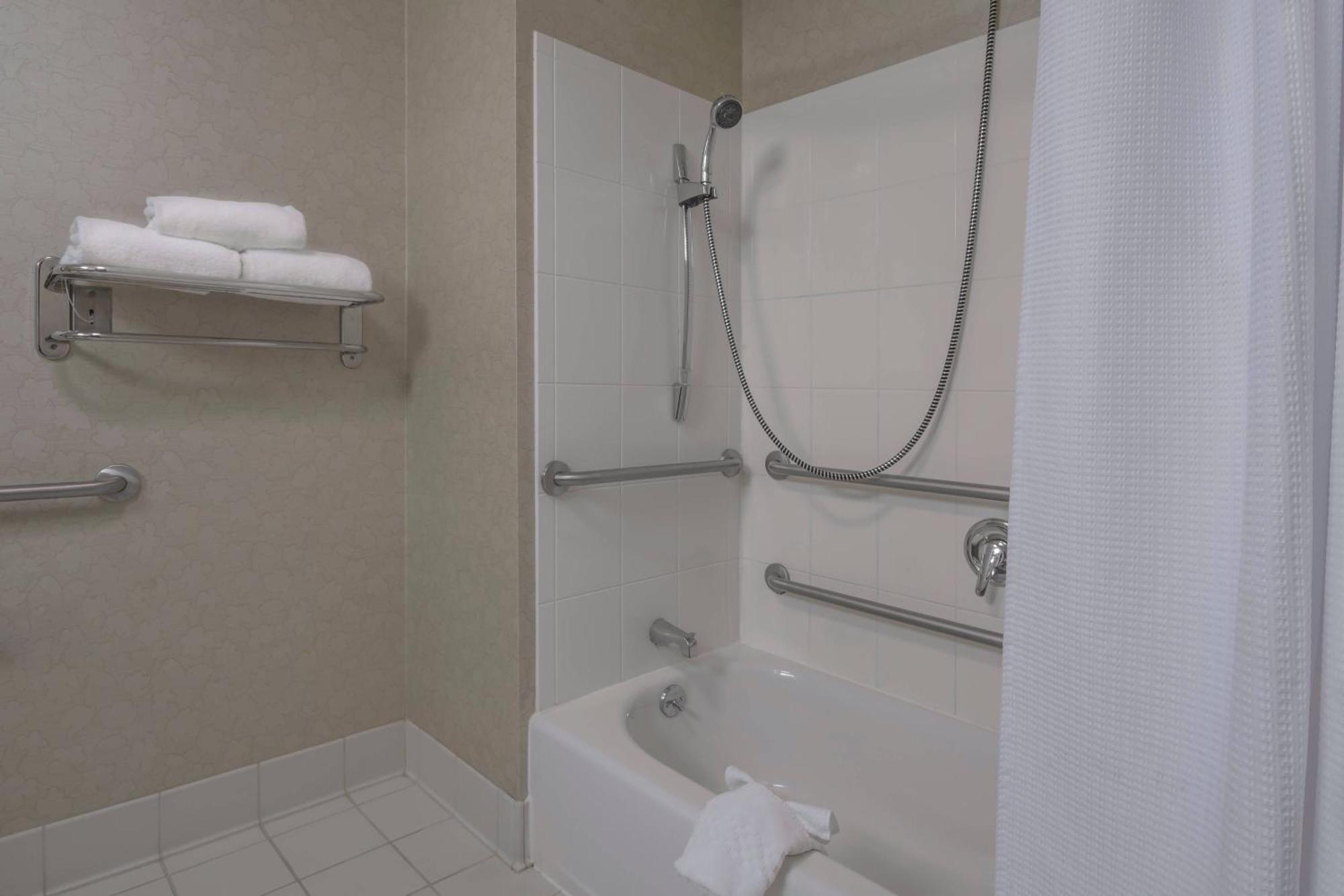 Springhill Suites Devens Common Center Exteriér fotografie