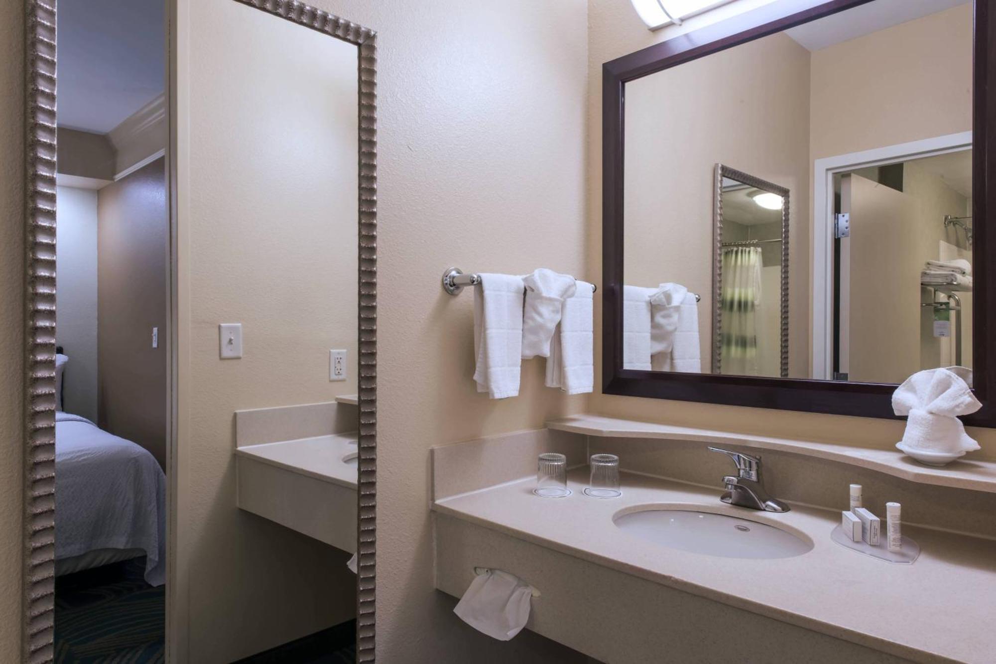 Springhill Suites Devens Common Center Exteriér fotografie